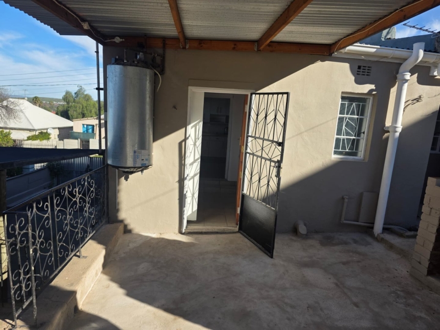 3 Bedroom Property for Sale in Oudtshoorn North Western Cape